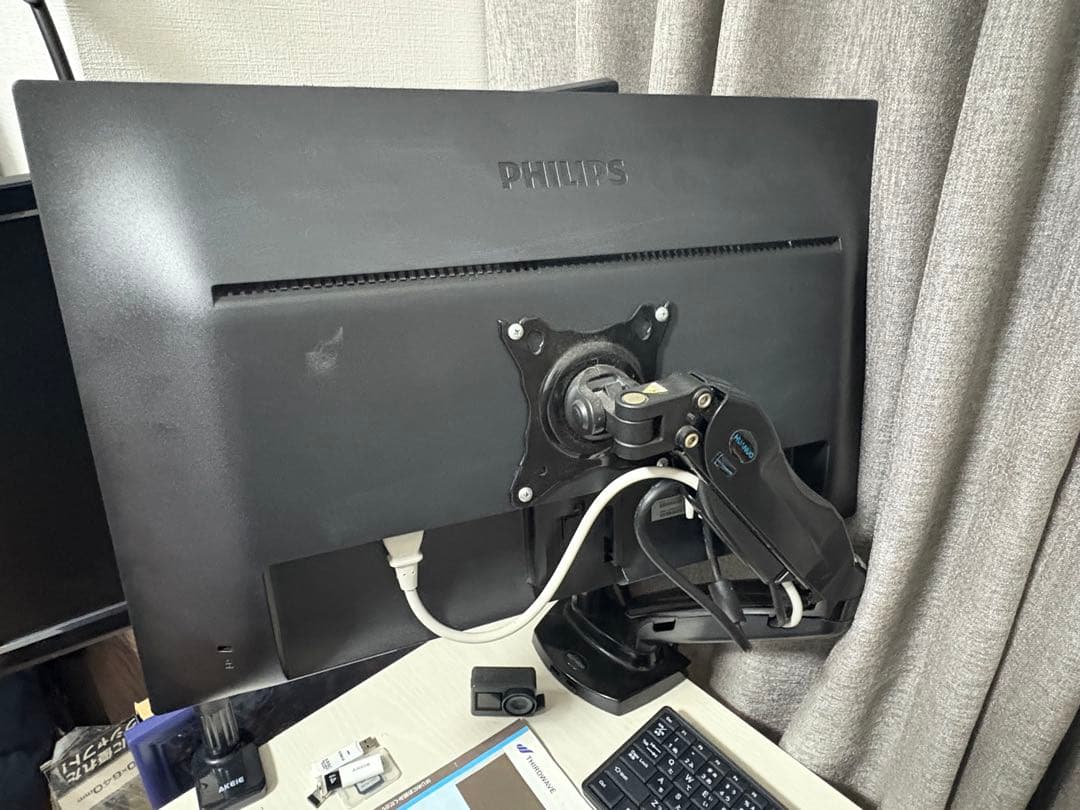 モニター2台　デュアルモニターアーム