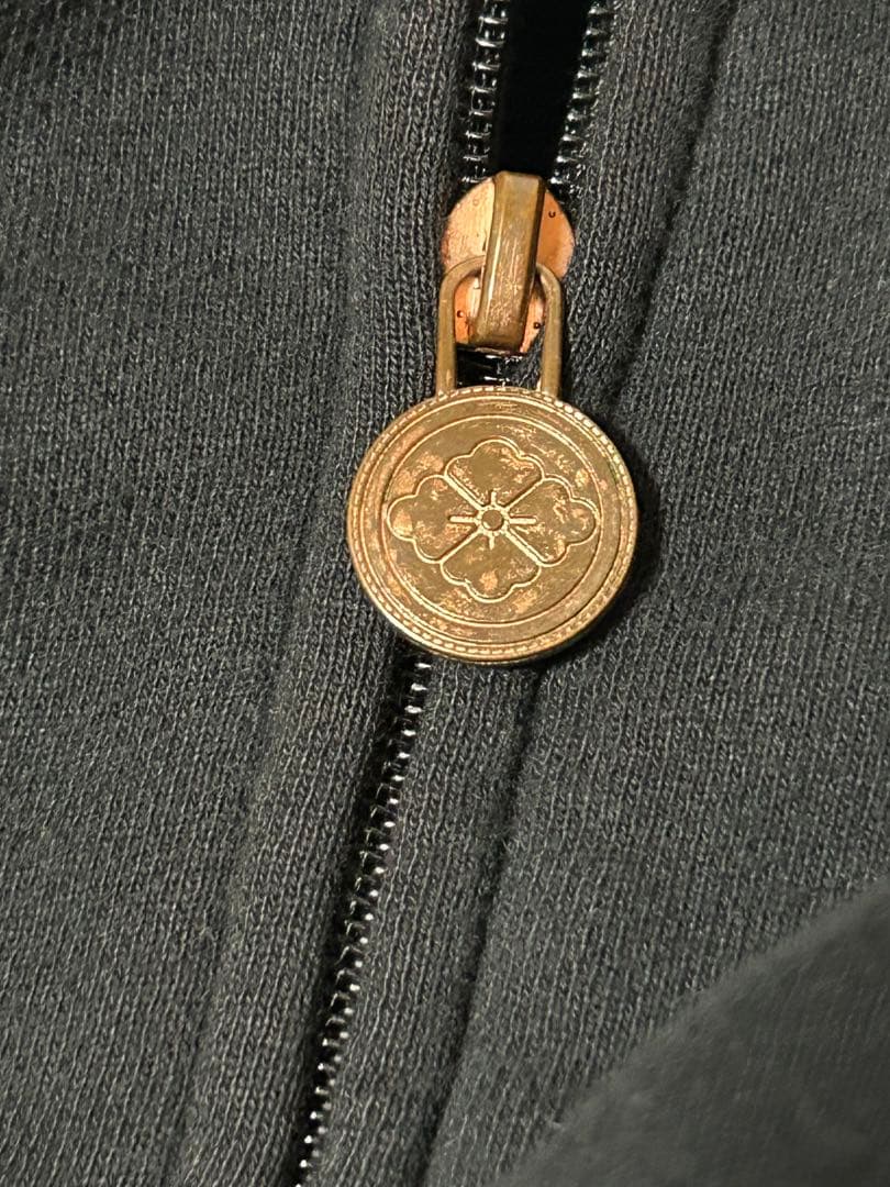 EVISU /黒　バックロゴフルジップパーカー