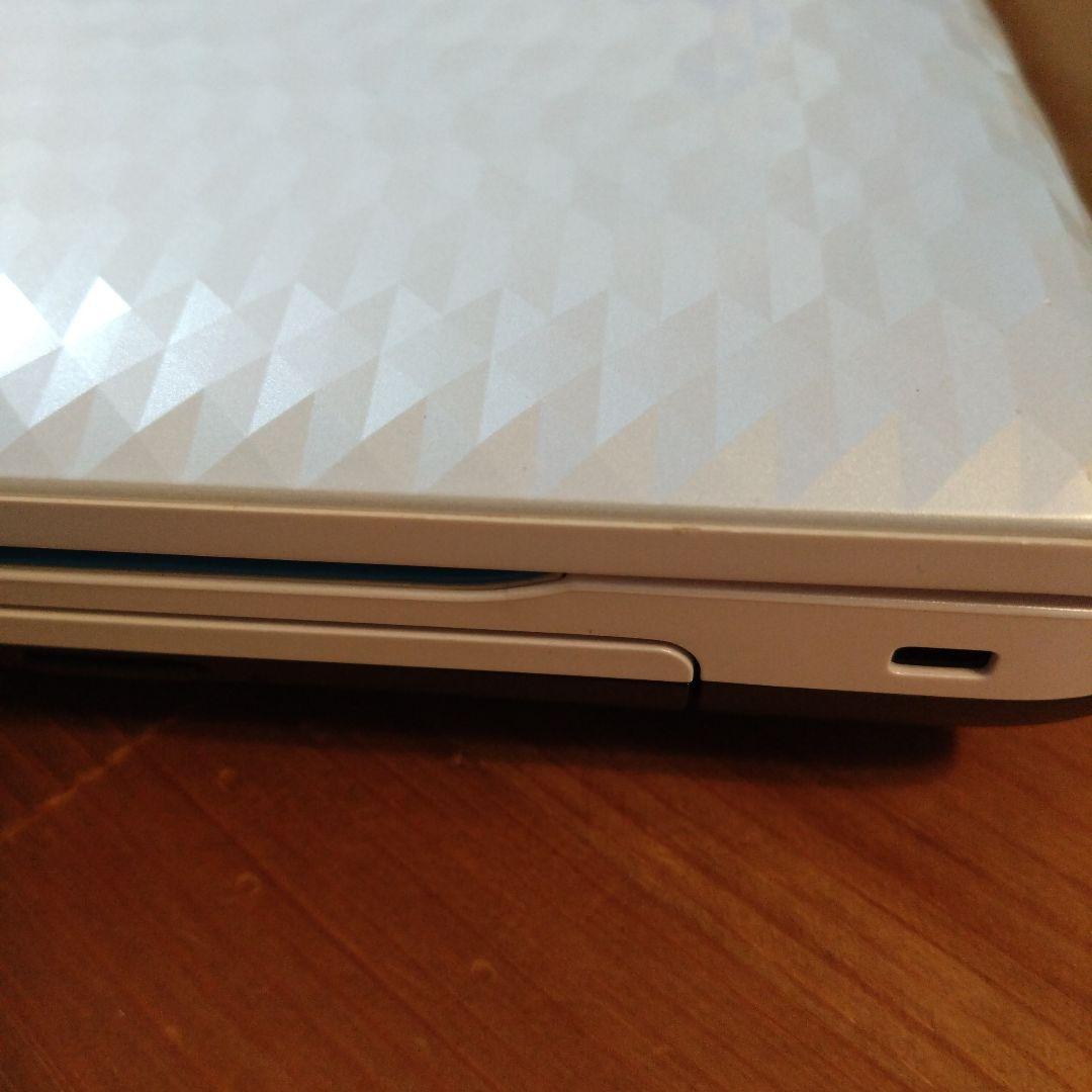 SONY　VAIO PCG-71B11N 　ノートパソコン