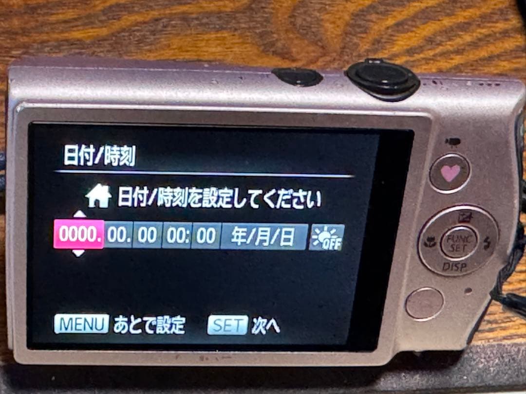 Canon IXY 600Fデジタルカメラ コラボモデル限定品　バッテリー2個付