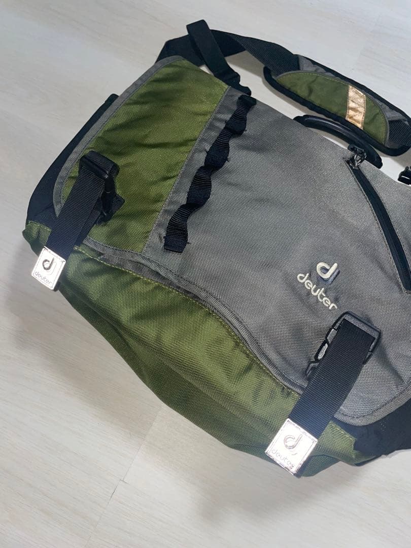 90's deuter Technical Messenger Bag テック