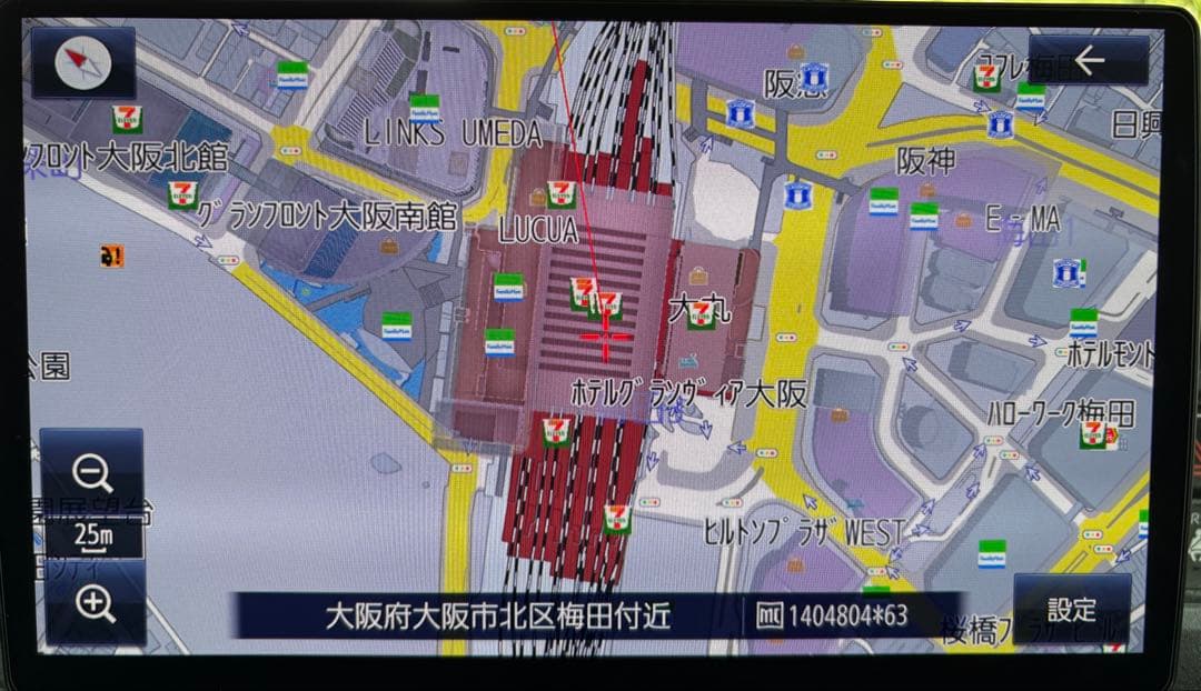 パナソニックカーナビ　ストラーダCN-F1X10C1D フローティングナビ