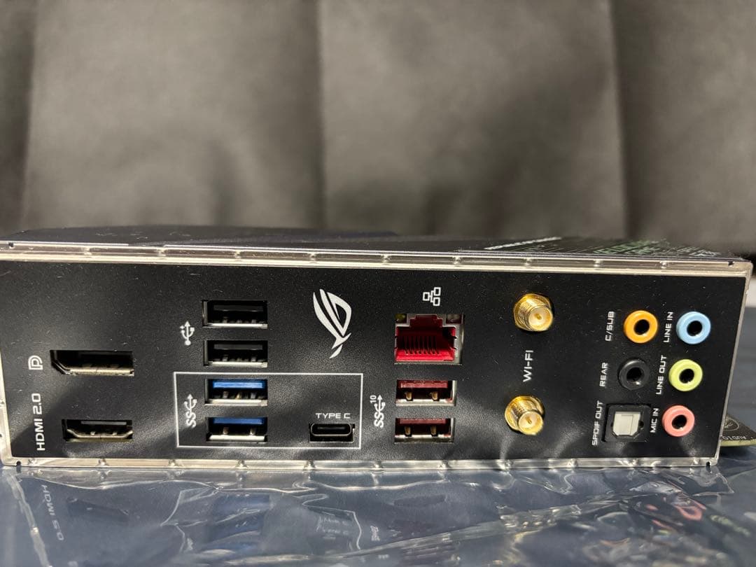 マザーボード ASUS ROG STRIX Z390-I GAMING