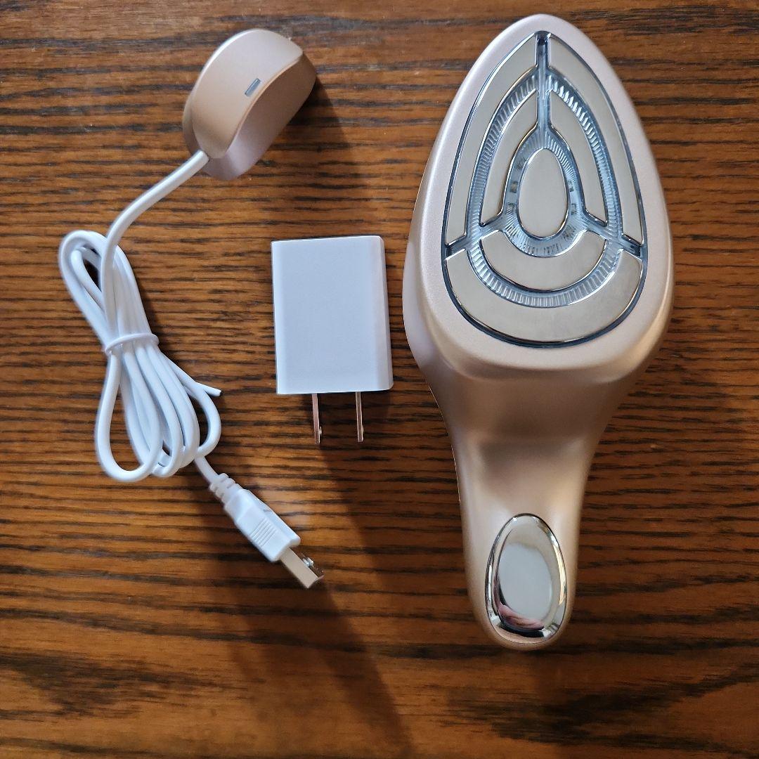 IKKOプロデュース 美顔器 ラボンエクラ