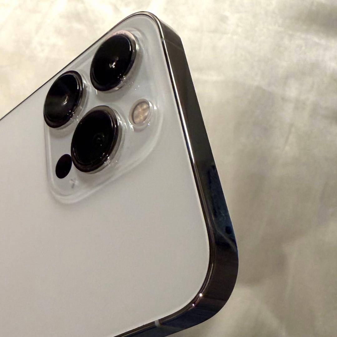 iPhone 13 Pro 美品 SiMフリー　バッテリー100%