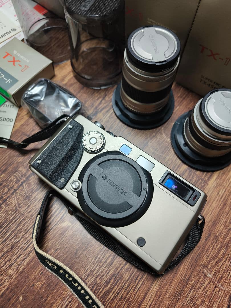 【極上美品・元箱・レシート付】Fujifilm TX-1 ダブルレンズセット