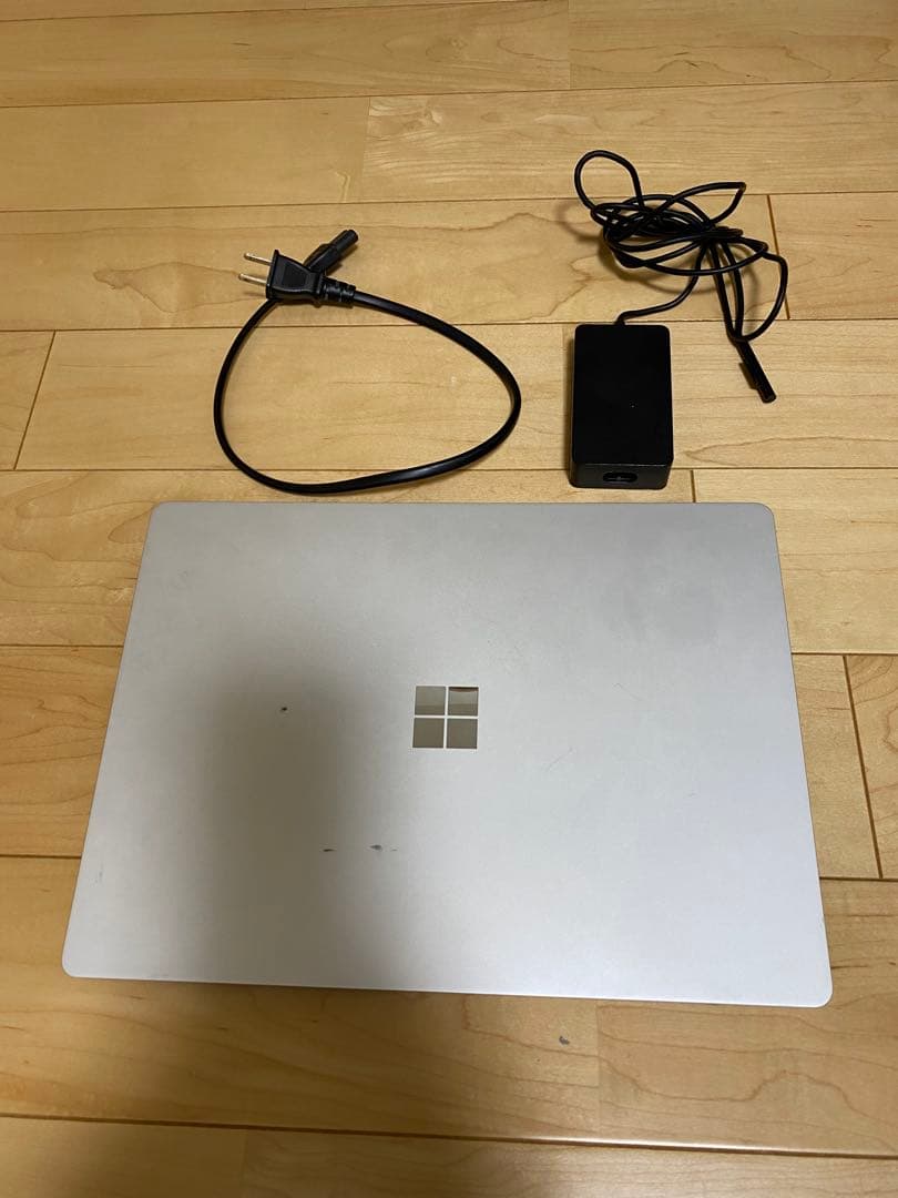 Surface Laptop (第1世代)