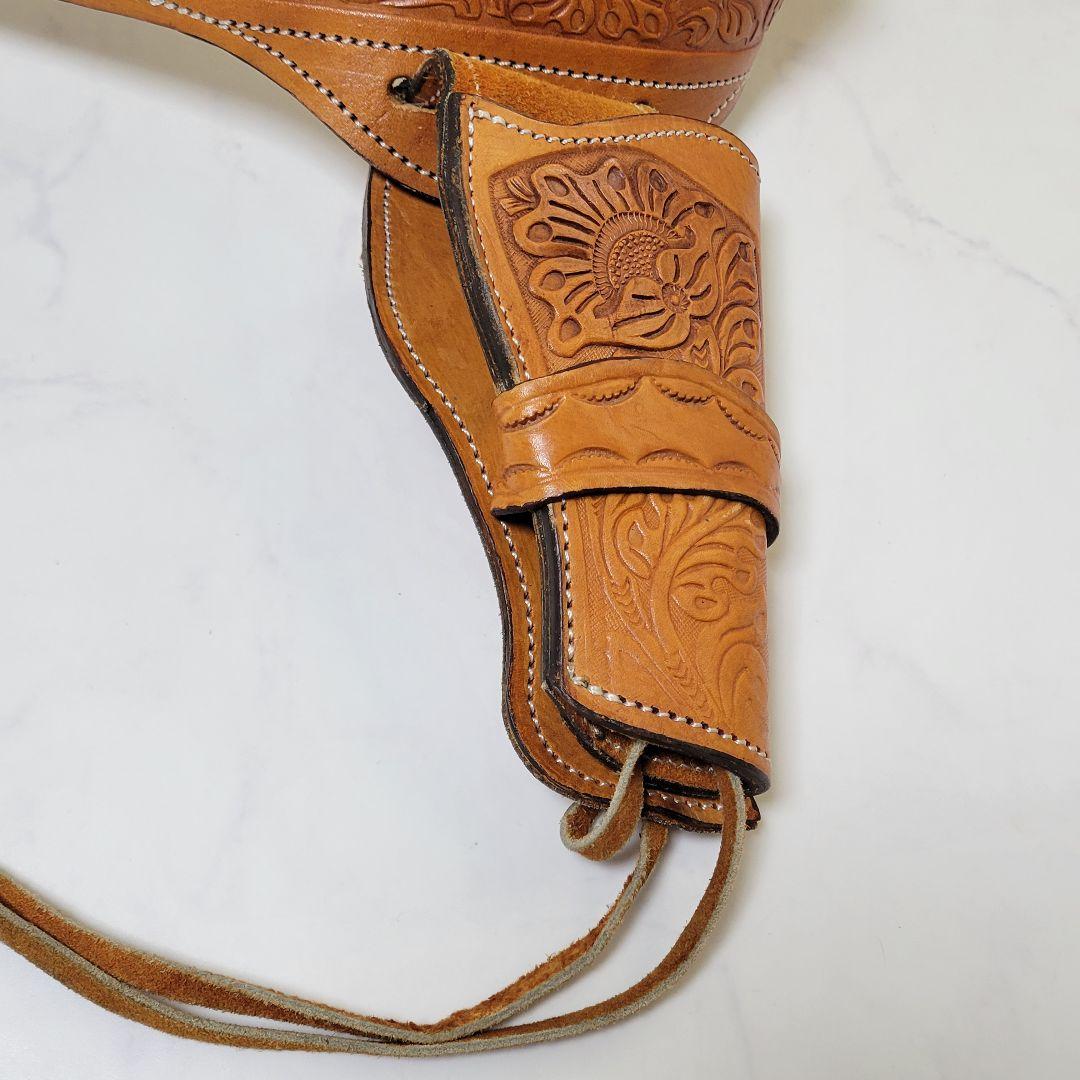 【美品】本革 カービング ウエスタン ガンベルト ホルスター付