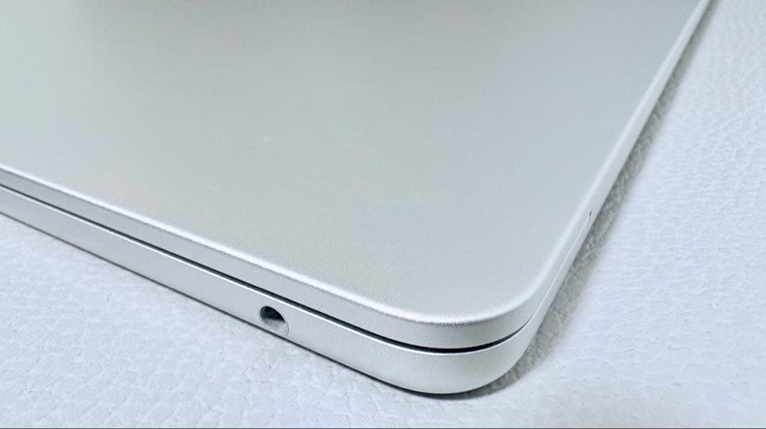 Apple MacBook Air M2（13インチ）※価格相談可