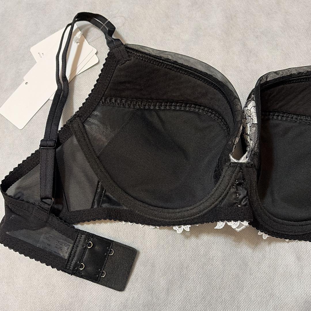 ワコール　パルファージュ　プッシュアップブラ＆ショーツ　F70　新品　匿名配送