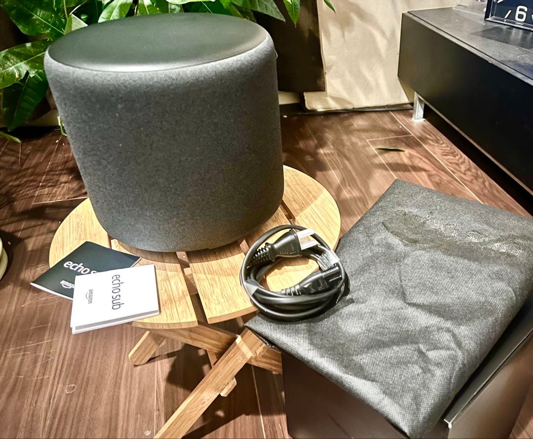 た*ぃ様 【美品】Amazon Echo Hub ウーファー廃盤品 付属品完備