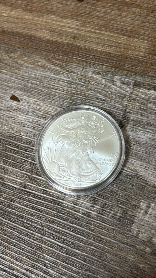 2010年 アメリカンイーグル銀貨　1オンス銀貨