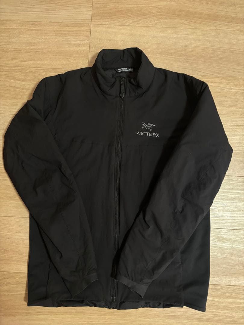 アークテリクス アトム LT ジャケット 黒 ブラック メンズ M