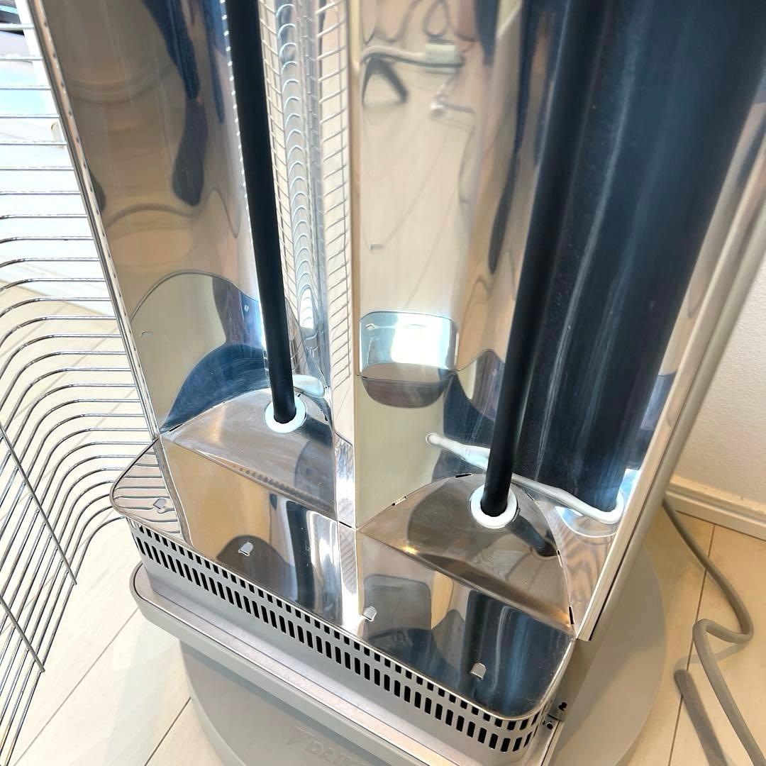 ダイキン DAIKIN セラムヒート 遠赤外線ストーブ　2021年製