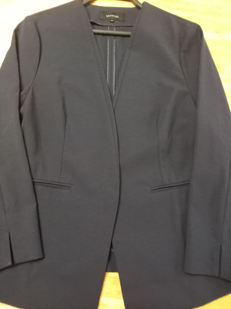 UNTITLEDノーカラージャケット パンツ スーツ 大きいサイズ42　手洗い