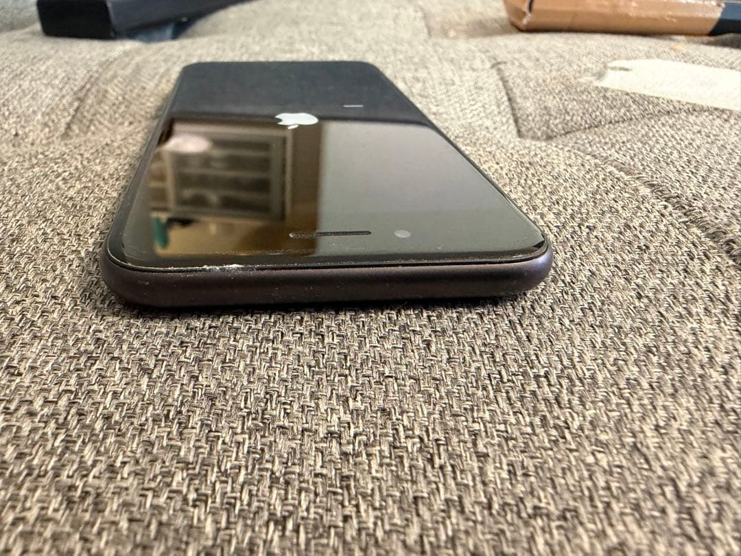 Apple iPhone8 64GBブラック