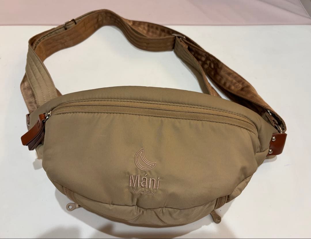 ノルンマーニ（N/ORN Mani ）抱っこバッグ