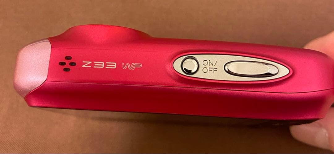 【希少美品】FUJIFILM Z33 WP ハローキティー サンリオ　動作確認済