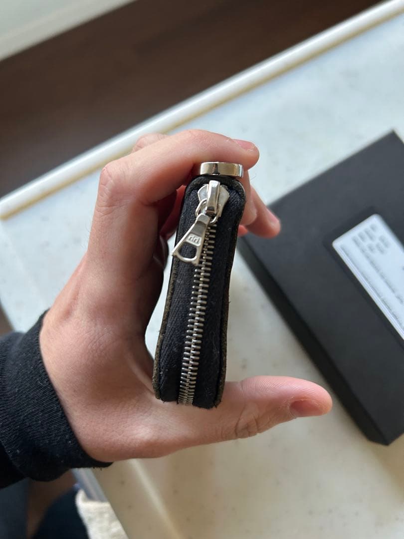 イサムカタヤマバックラッシュ　グイディケース　incarnation