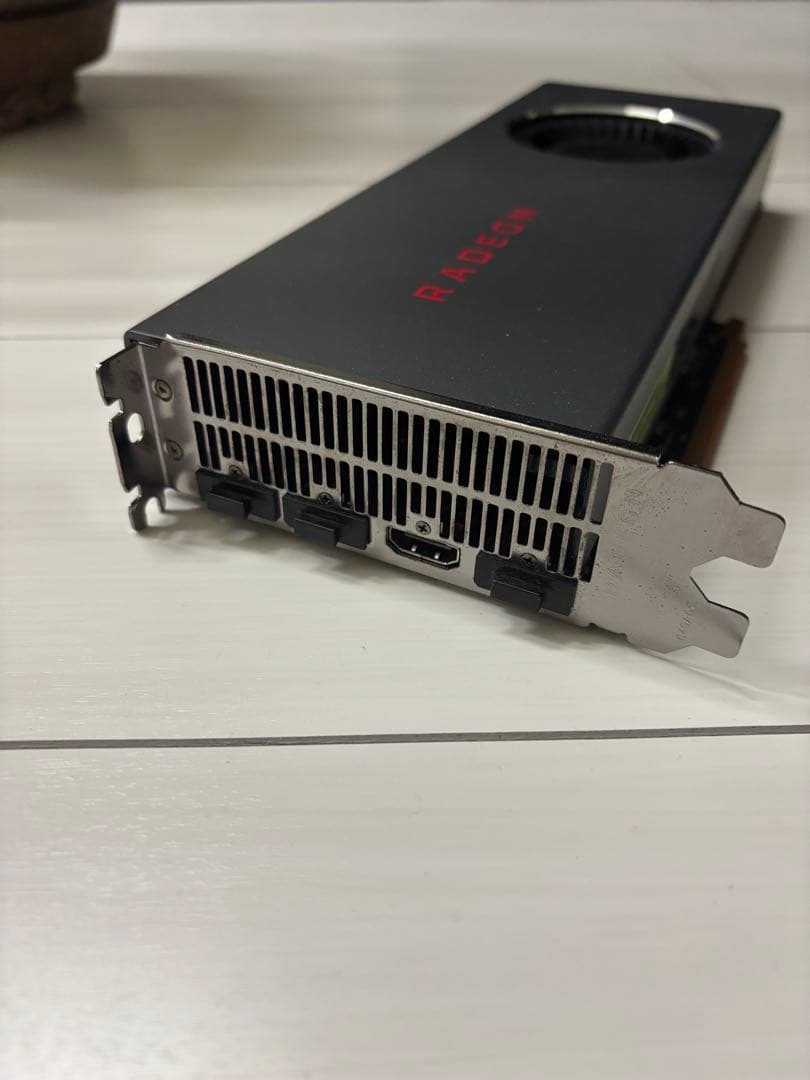 ASUS Radeon RX 5700 グラフィックボード