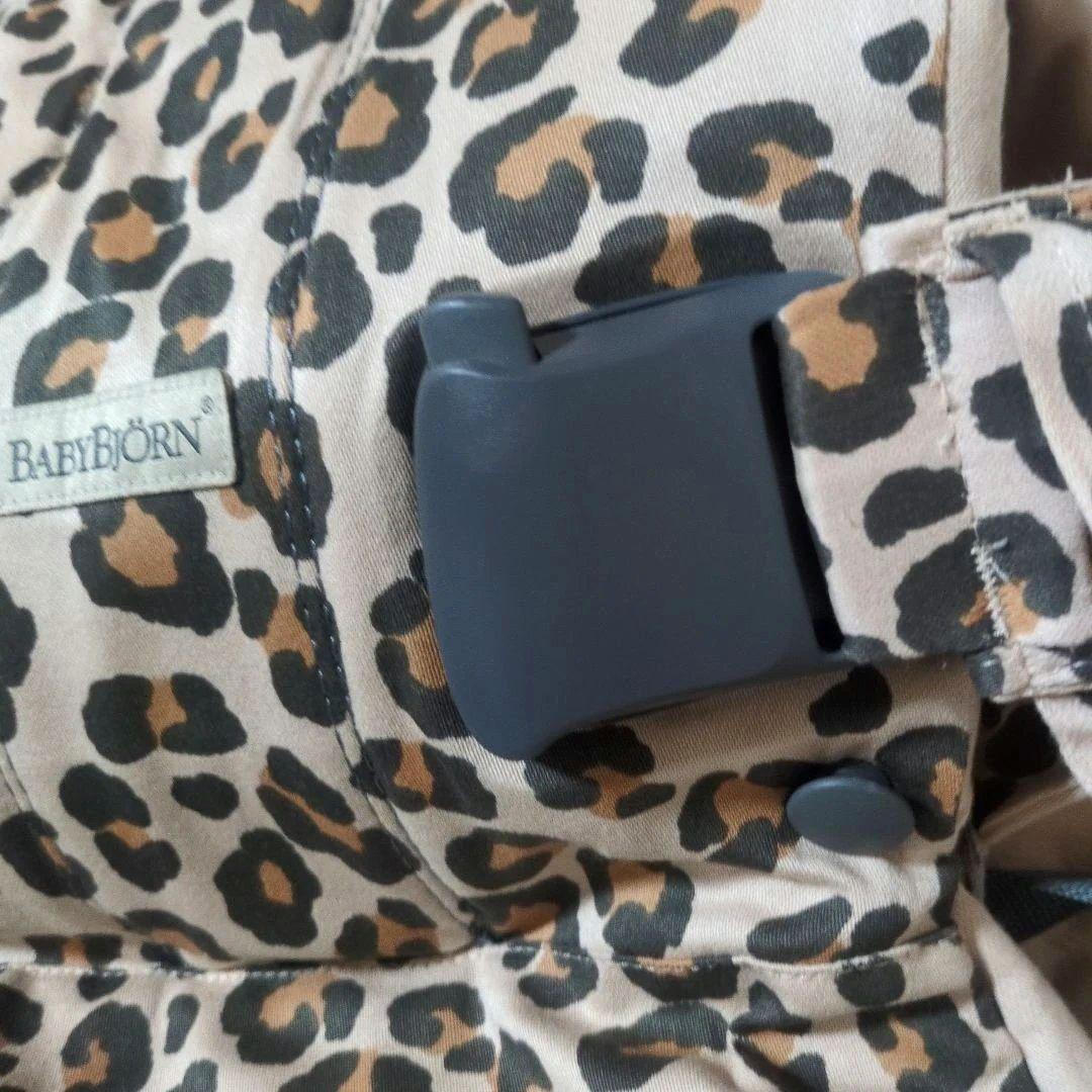 未使用　ベビービョルン ONE KAI 抱っこ紐 レオパード 豹柄 ヒョウ柄