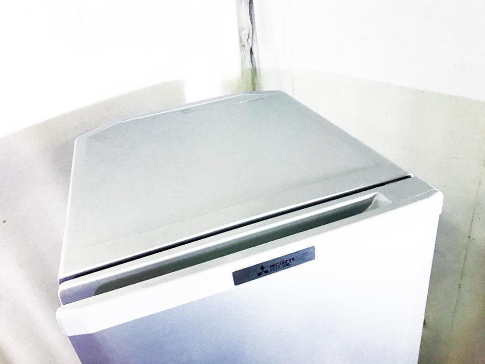 30日迄！送料無料★19年★三菱 146L 冷蔵庫【MR-P15D-S】