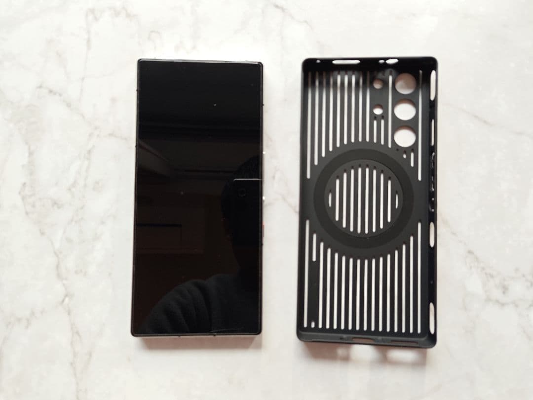 スマートフォン本体 RedMagic10Pro 16GB+512GB / Moonlight