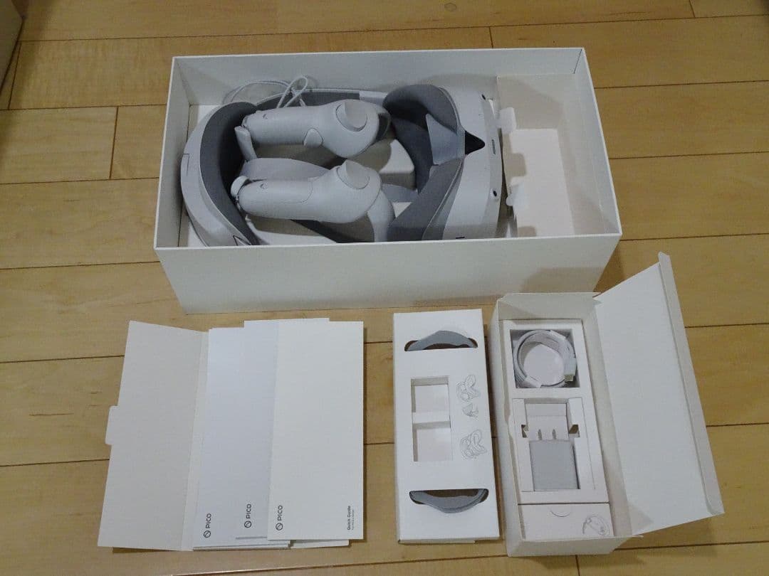 ディスプレイ・モニター本体 pico4 256GB