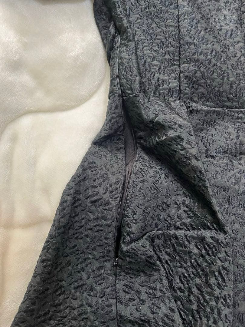 新品タグ付き‼️ トリートユアセルフ パフミニドレス ミニワンピ パフスリーブ