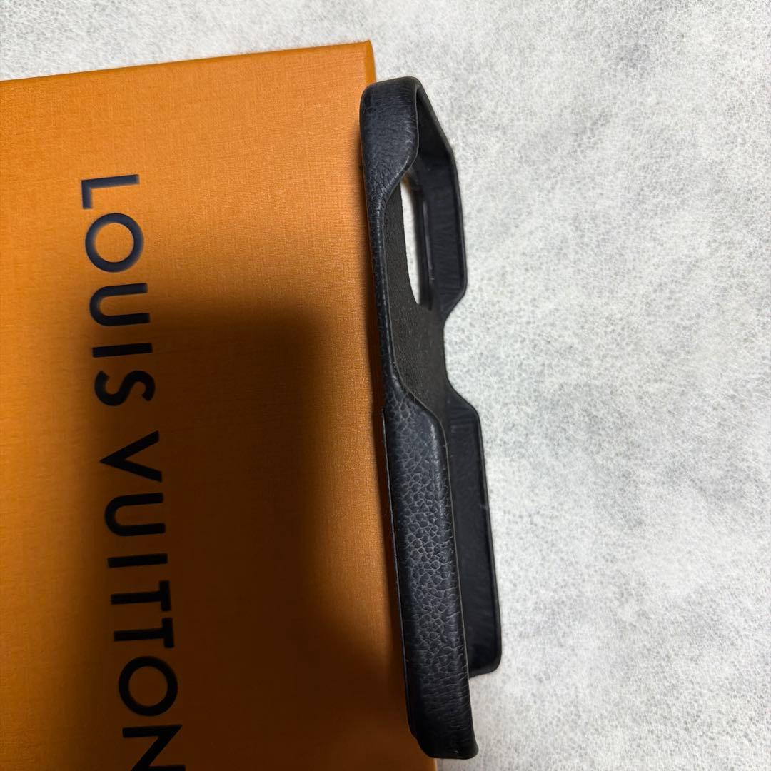 ルイヴィトン バンパー スマホケース iPhone15Pro 黒 M82887