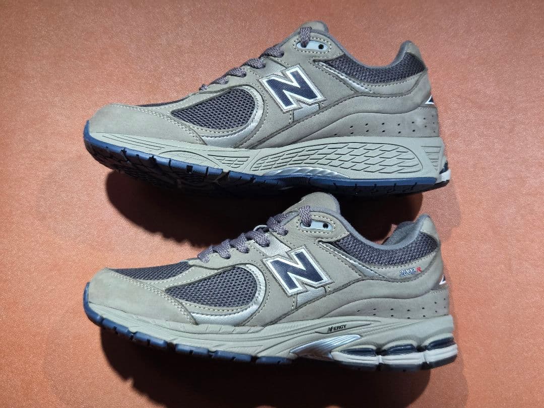 美品　new balance ML2002RA 26.5cm
