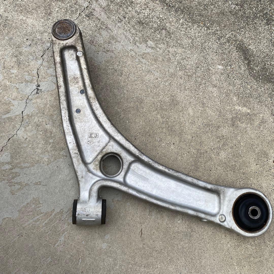 迅　 ランエボ10 Ｘ　左右セットフロント ロアアーム