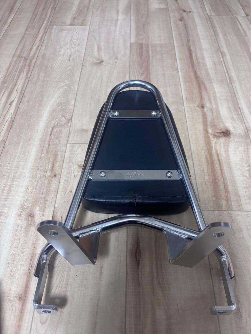 シグナス1〜3型　キジマ（Kjima）バイク バックレスト メッキ 背パット付属