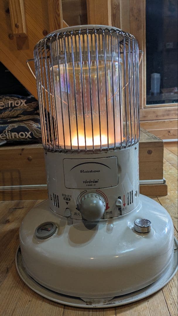 トヨトミレインボーストーブ　RB-25C