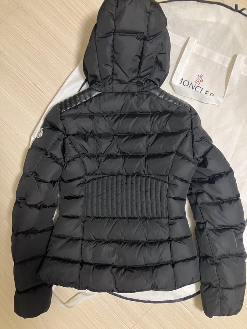 新品同様モンクレール MONCLER テトラ Tetra黒サイズ0