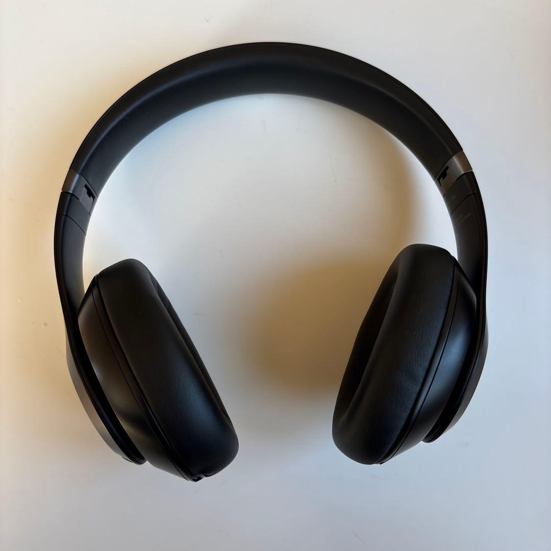 Beats ワイヤレスヘッドホン ブラック