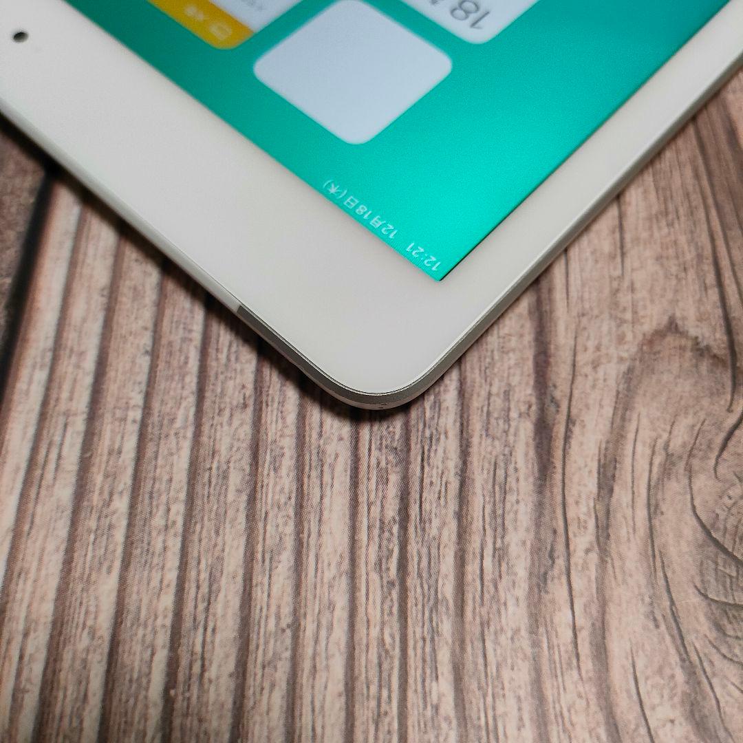 iPad 第8世代 128GB SIMフリー 美品