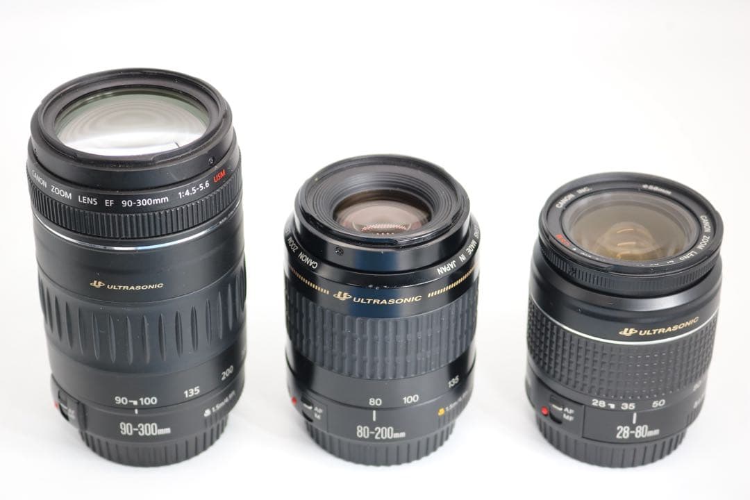 美品 【Canon EOS Kiss X5 トリプルレンズセット】 安心保証あり