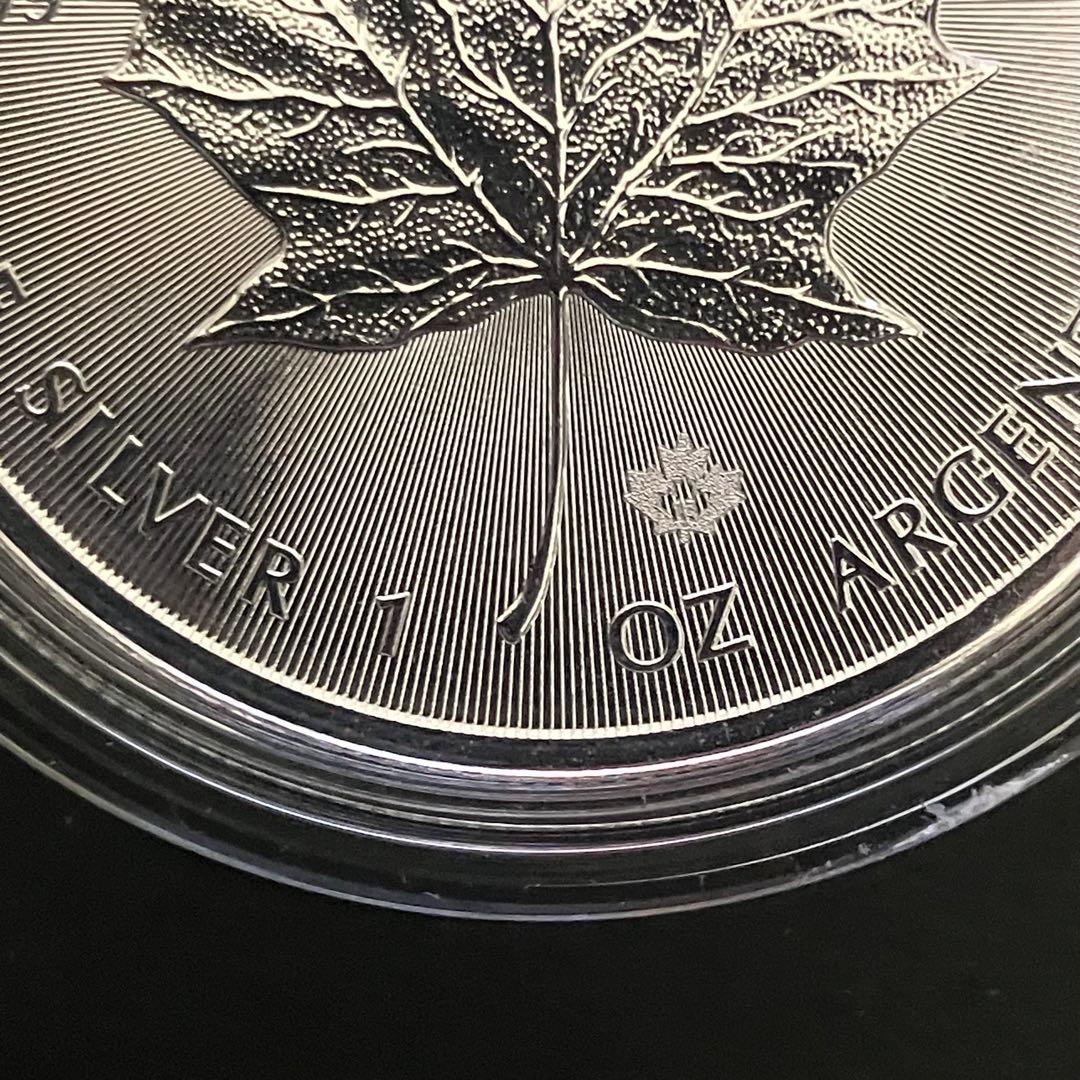 銀高騰！カナダ 2015年 メイプルリーフ銀貨 5ドル　ケース入り（送料無料）