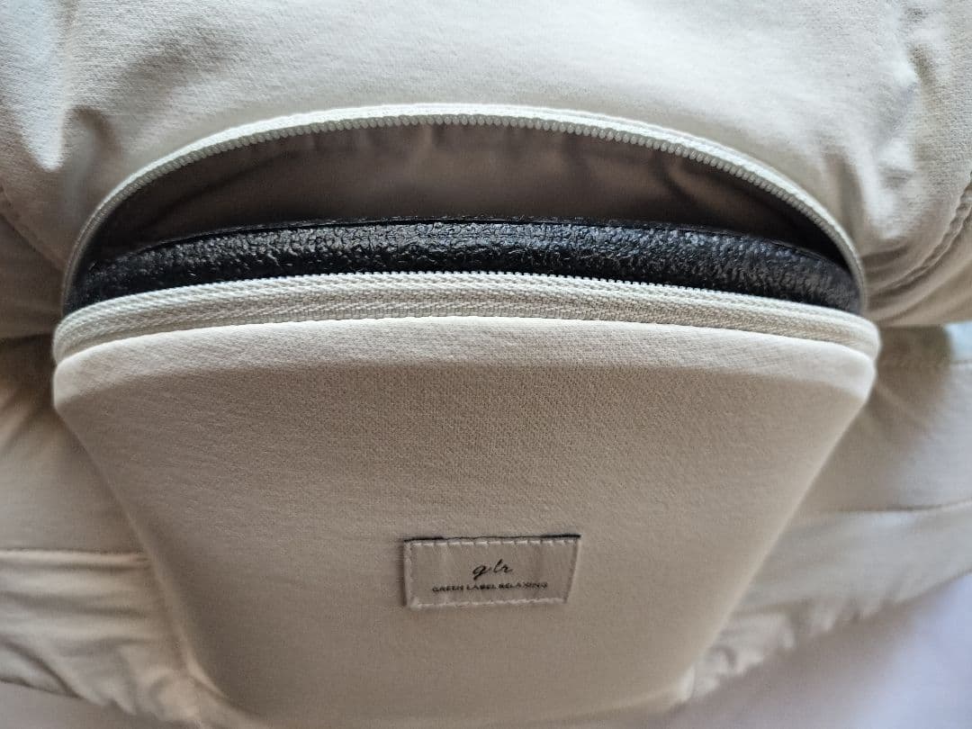 ベビーキャリアオン　ピトレスク　ユナイテッドアローズ　　抱っこ紐　ベージュ