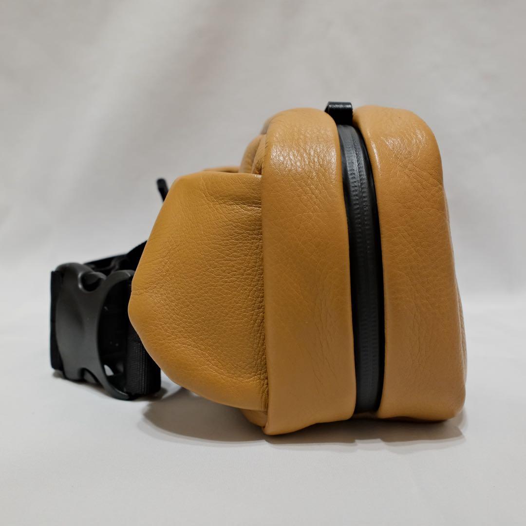 カワニシカバン　ボディバッグ　lauff​［ラフ］​　キャメル