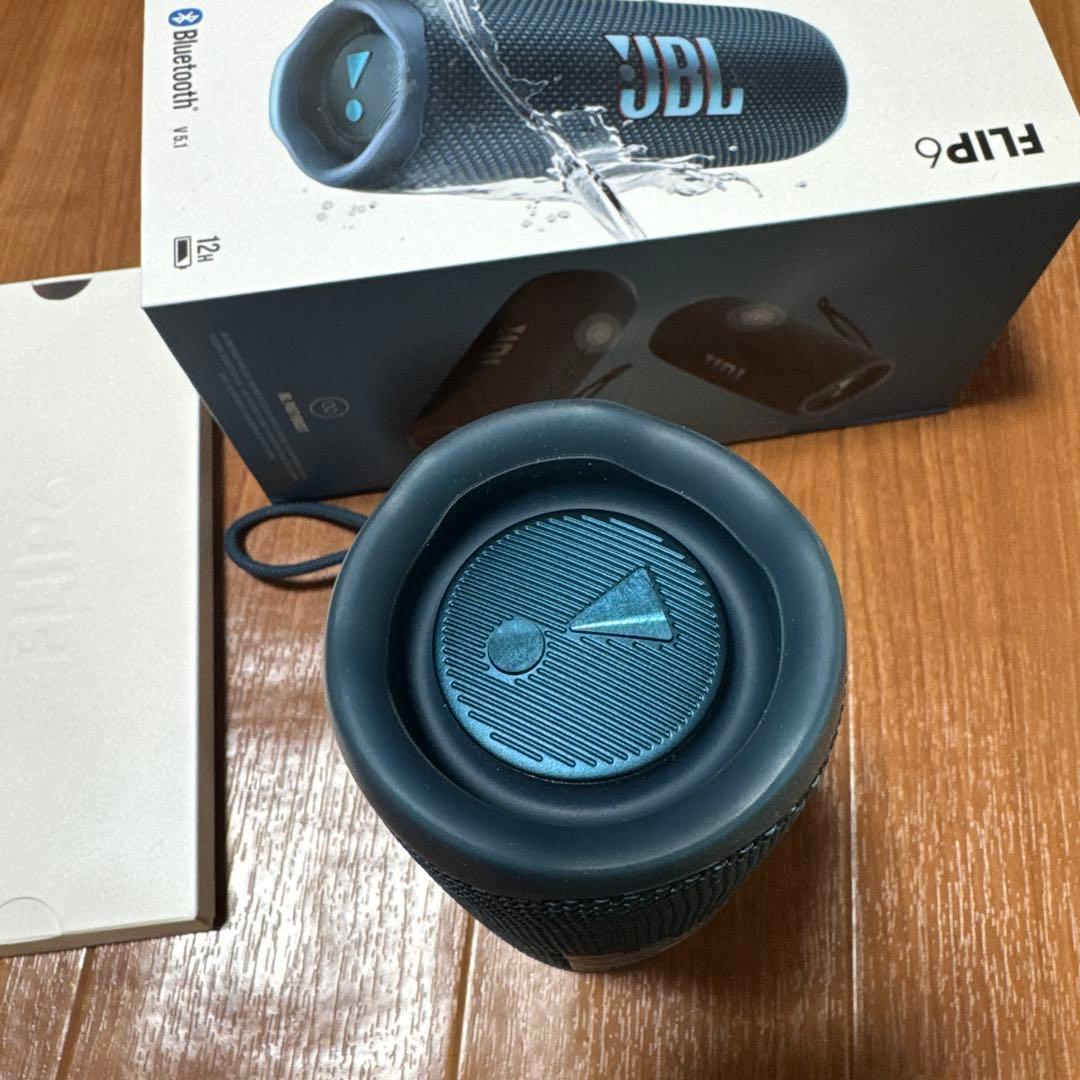 JBL Flip 6 ポータブル ウォーター プルーフ スピーカー B…