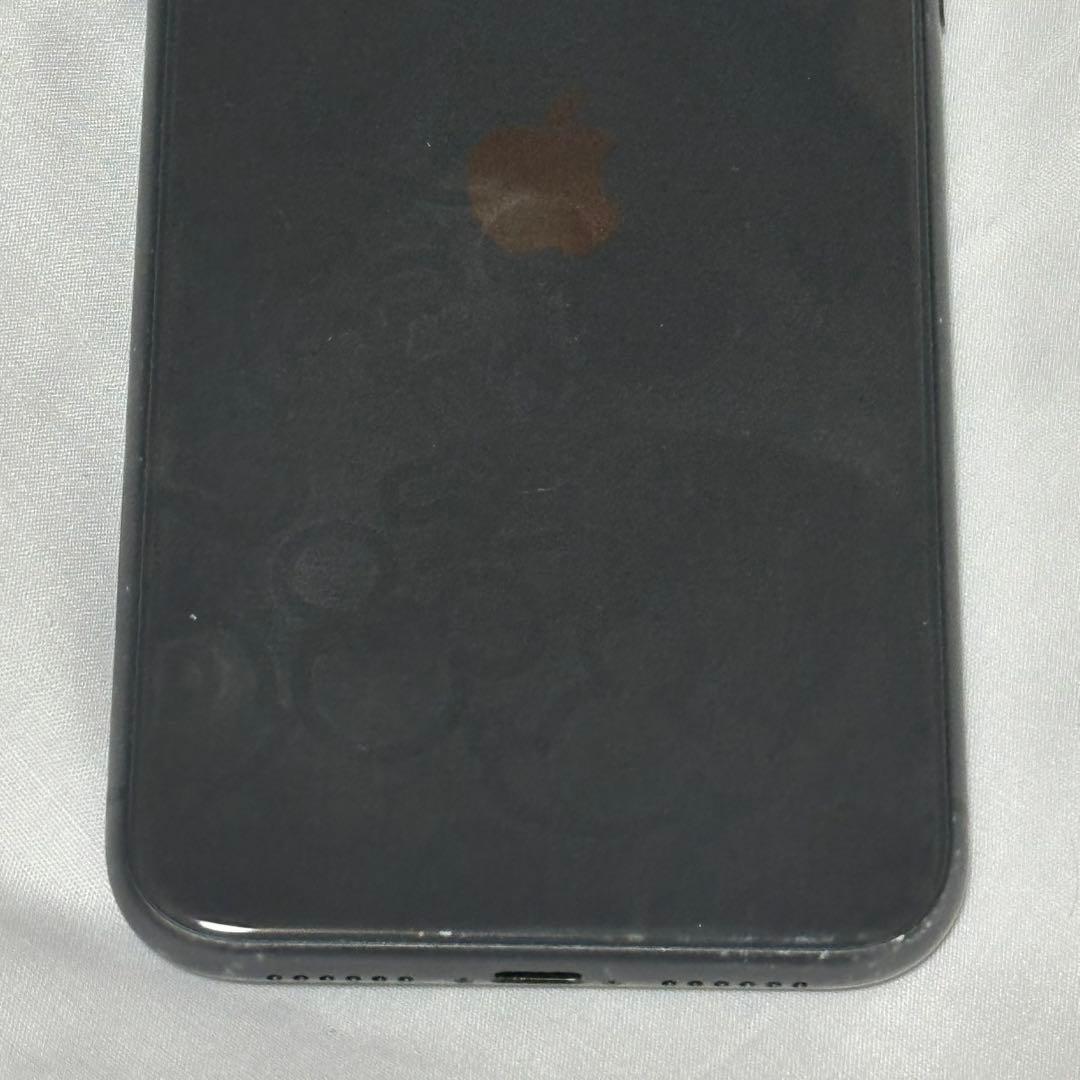 iPhone 11ブラック128GB