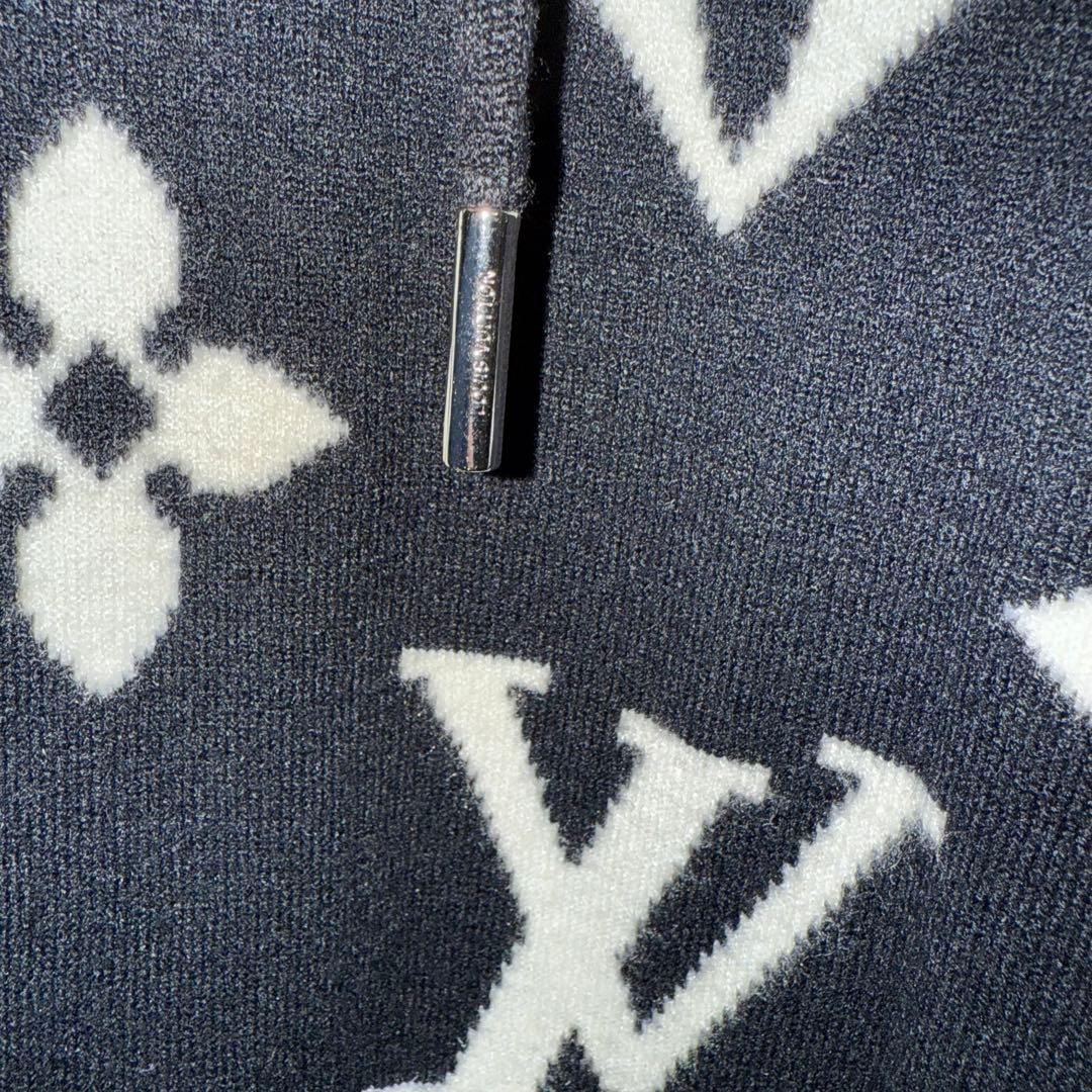 LOUS VUITTON ルイヴィトン　ニットパーカー　総柄　黒　ブラック