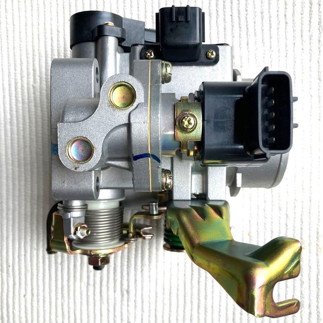 k11マーチ　スロットルチャンバー　未使用品