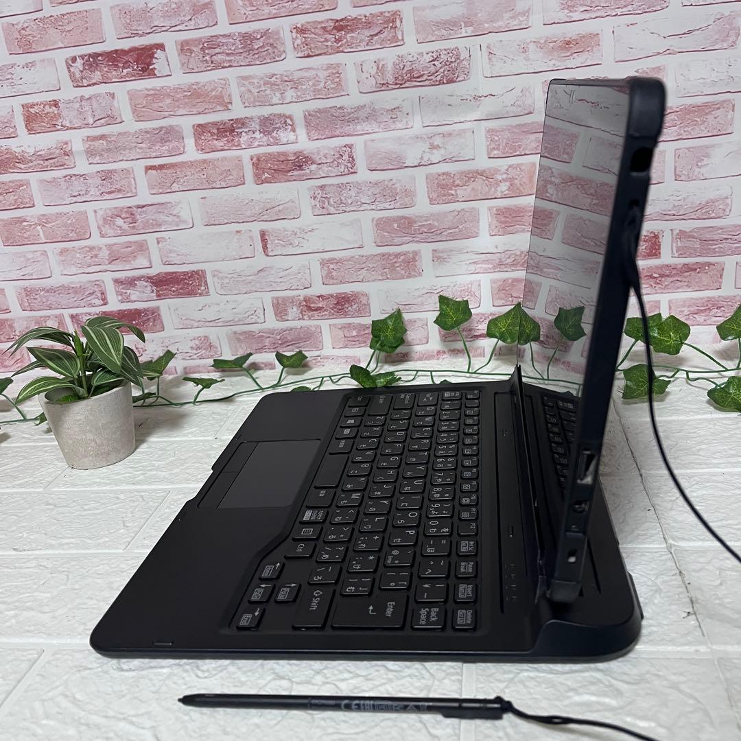 中古タッチパネル高性能10世代i3！M.2 NVMeSSD128GB PC156