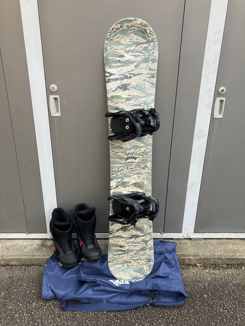 RAI　　GROOVE スノーボードセット板サイズ152cm ビンディング