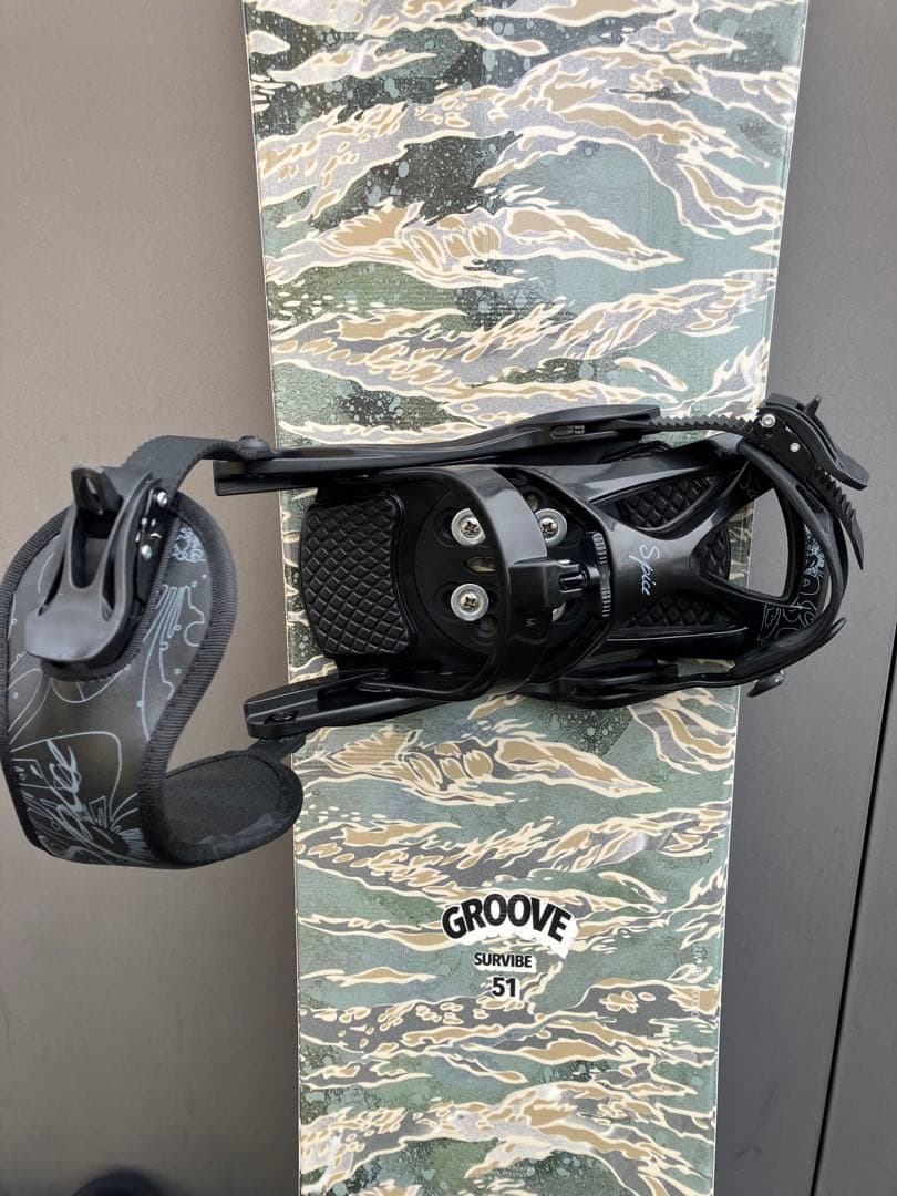 RAI　　GROOVE スノーボードセット板サイズ152cm ビンディング