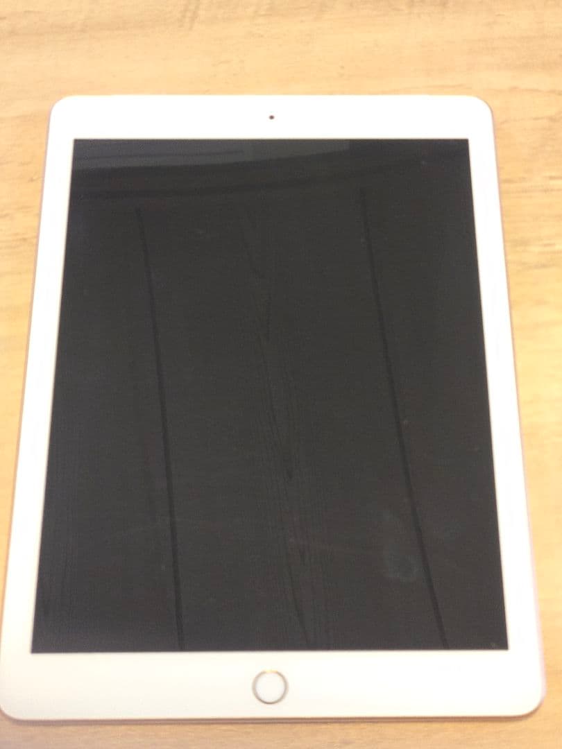 Apple iPad (第6世代) ゴールド 128GB A1954