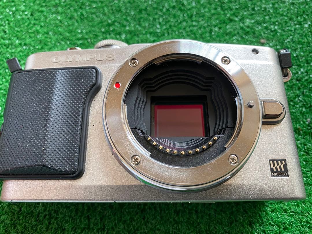 OLYMPUS PEN Lite E-PL5 ミラーレス一眼